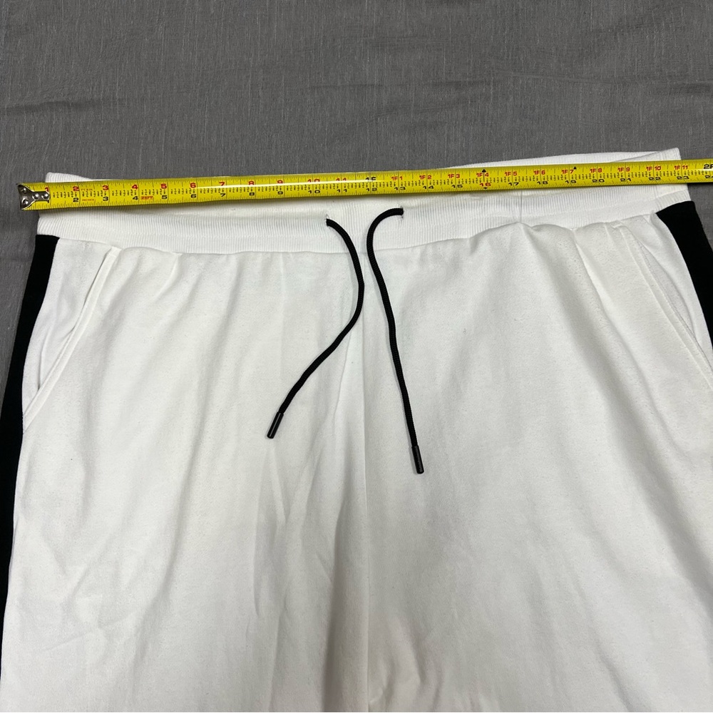 Kenneth Cole Men’s Organic Cotton Athletic Jogger White Shorts Sz 3X - Picture 7 of 8